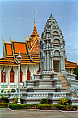 Phnom Penh - Silver Pagoda compound, king Kantha Bopha's Stupa 
